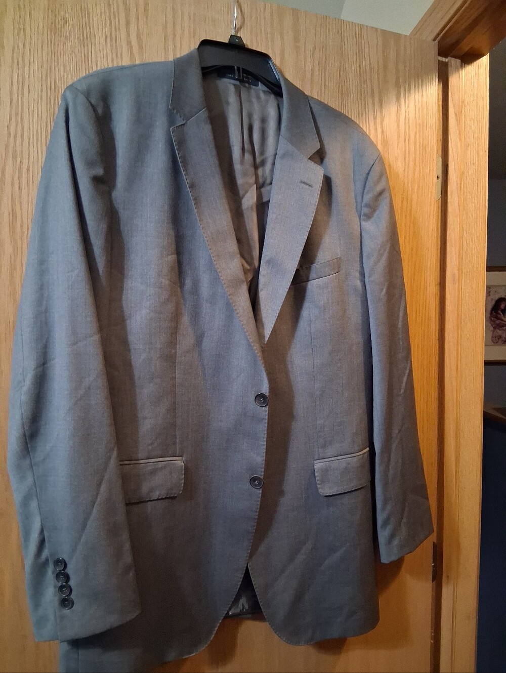 premium Hugo Boss suit jacket blazer crafted from high-quality Italian fabric.